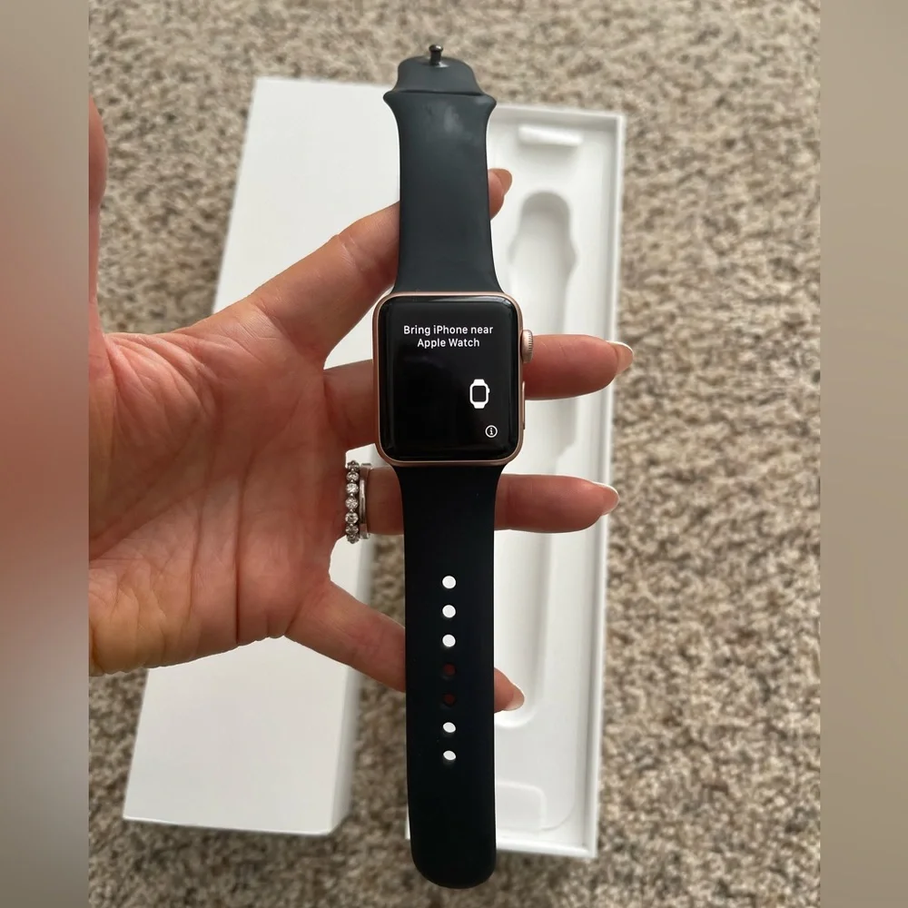 Apple Watch 3 Series - Black/Rose Gold - used